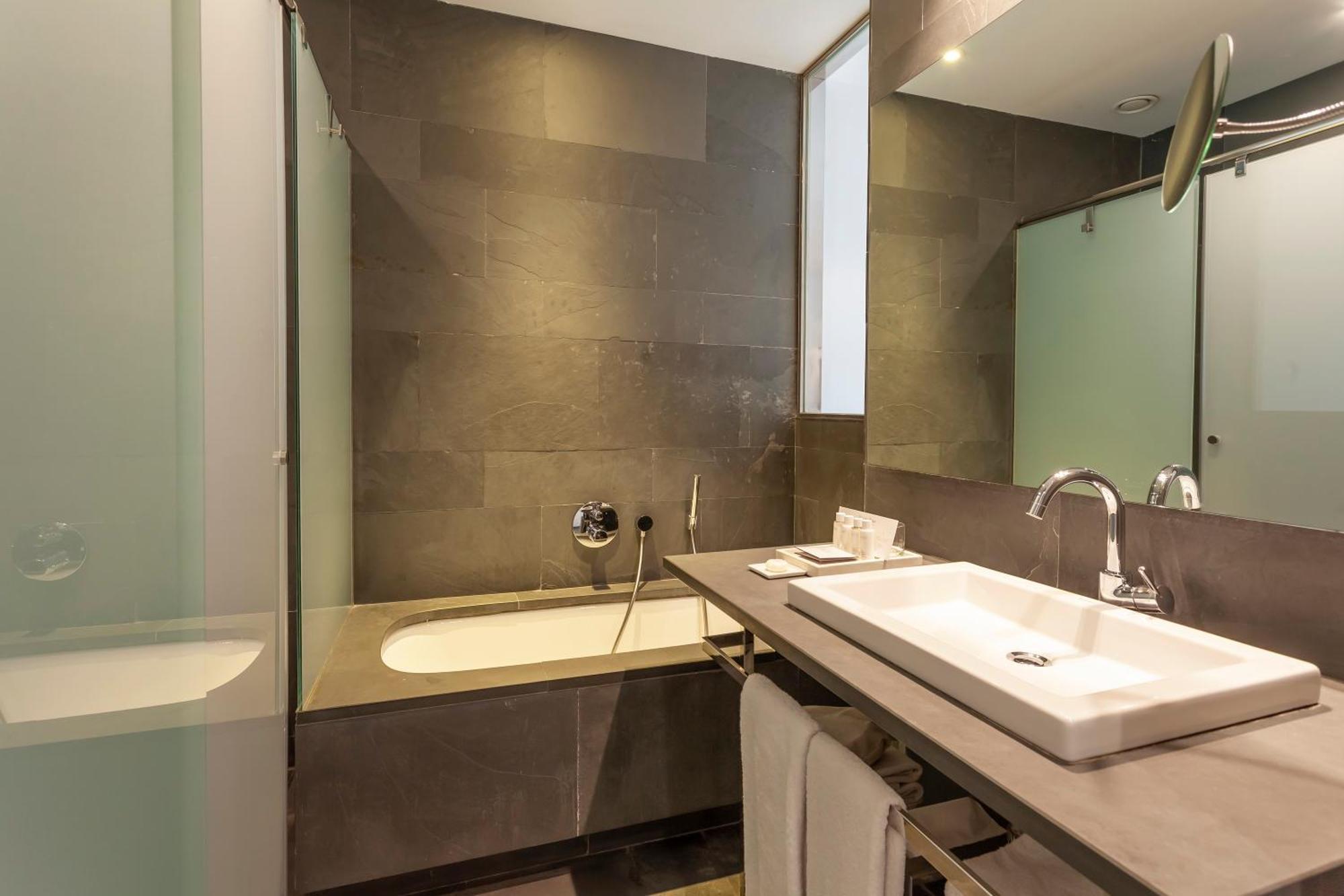 Suites Avenue Barcelona Luaran gambar